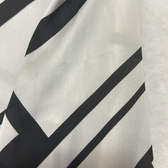 Lauren Ralph Lauren Colorblock Button Down Blouse Size Small - Picture 6 of 7